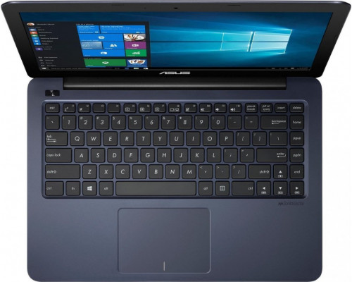 Laptop Asus Asus 14" AMD E2 4GB 64GB R2 Windows 10 Office 365