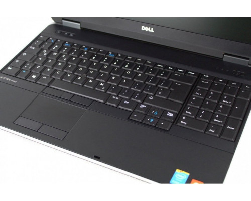 Laptop Dell Latitude E6540 i5-4200M 8GB 256GB SSD 15,6" HD Windows 11 Pro DVD