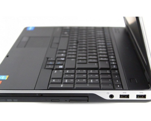 Laptop Dell Latitude E6540 i5-4200M 8GB 256GB SSD 15,6" HD Windows 11 Pro DVD