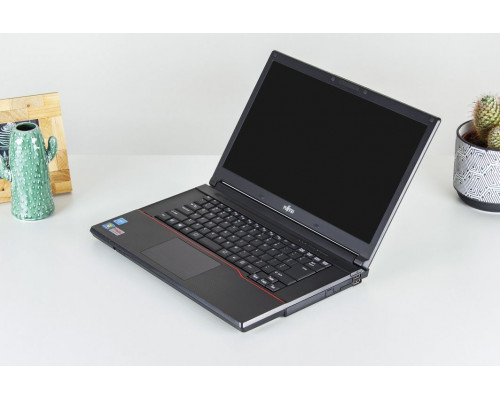 Laptop Fujitsu LifeBook A574