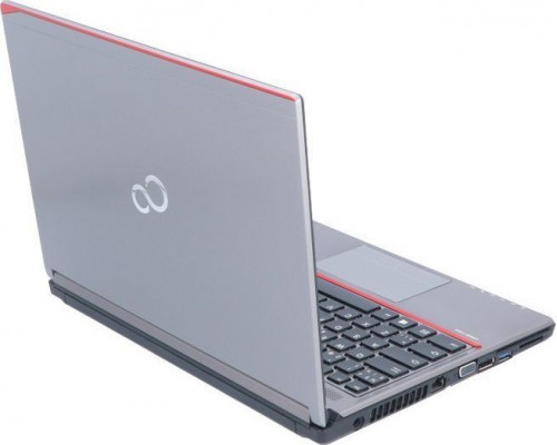 Laptop Fujitsu Fujitsu LifeBook E736 BN i5-6200U 8GB NOWY DYSK 240GB SSD 1366x768 Klasa A Windows 10 Home