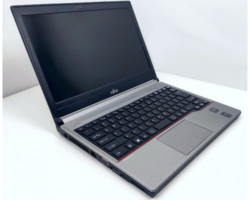 Laptop Fujitsu Fujitsu Lifebook E734 Core i3 4100M (4-gen.) 2,5 GHz / 8 GB / 480 SSD / 13,3'' / Win 10 Prof. (Update) / kamerka