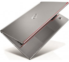 Laptop Fujitsu Fujitsu Lifebook E744 Core i5 4200M (4-gen.) 2,5 GHz / 8 GB / 120 SSD / DVD / 14'' HD+ / Win 10 Prof. (Update)