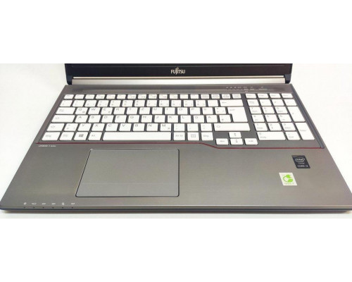 Laptop Fujitsu Fujitsu Lifebook E754 Core i7 4610m (4-gen.) 3,0 GHz / 4 GB / 240 SSD / 15,6'' / Win 10 Prof. (Update)